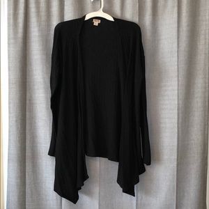 Long sleeved black cardigan